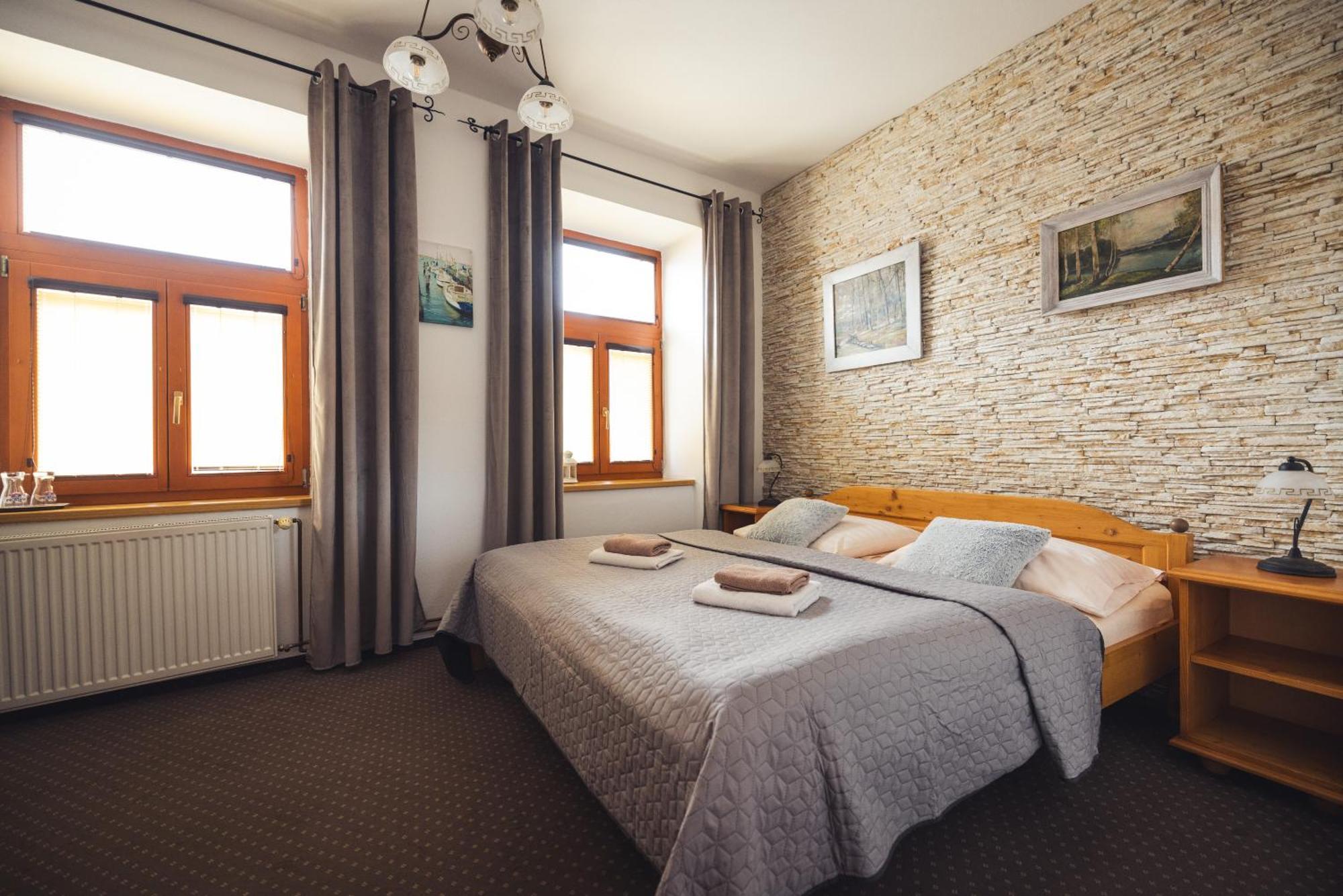 Penzion U Papousku Jindřichŭv Hradec Exteriör bild